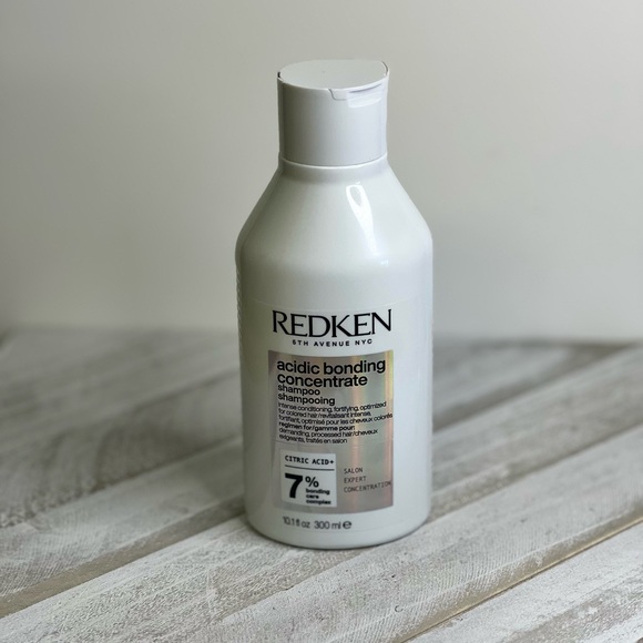 Redken Acidic Bonding Concentrate Shampoo NEW - Picture 2 of 2